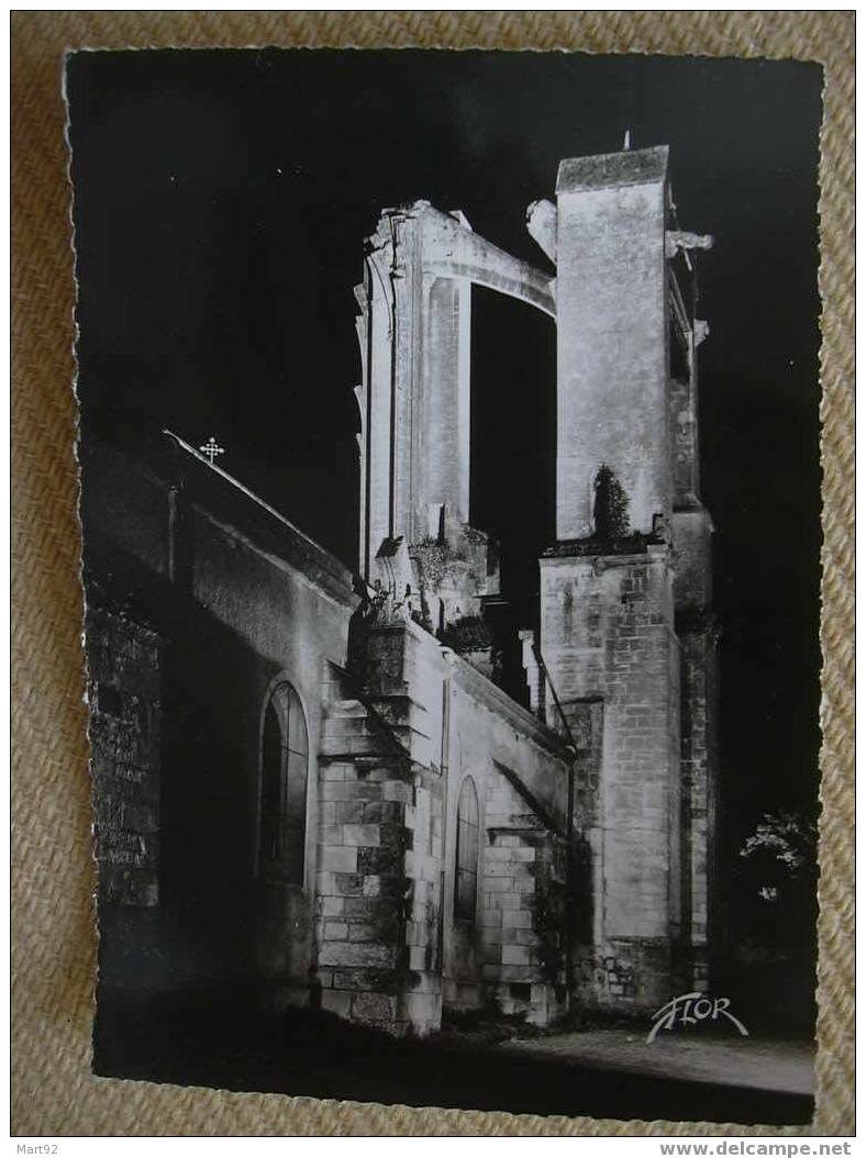 17 SAINT JEAN D ANGELY  RUINES DE L ANCIENNE EGLISE ABBATIALE     CP ANNEES 50 - Saint-Jean-d'Angely