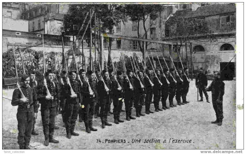 POMPIERS - Une Saction à L´exercice - Firemen