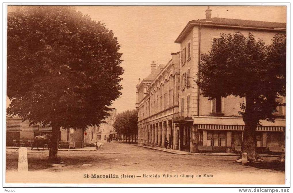 - ST MARCELLIN - HOTEL DE VILLE ET CHAMP DE MARS - Saint-Marcellin