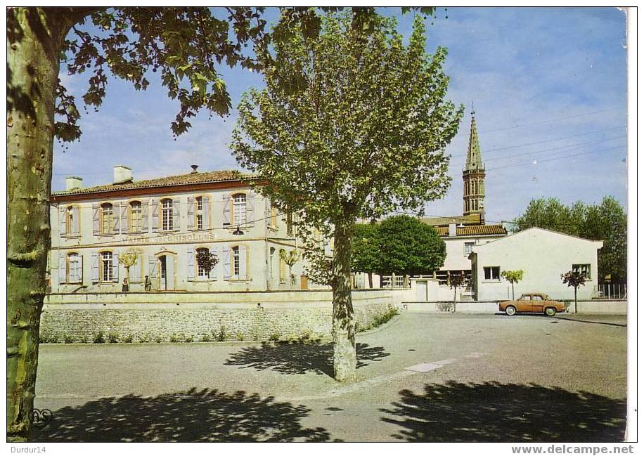 GRISOLLES (Tarn Et Garonne).  La Mairie Et Son Eglise - Grisolles