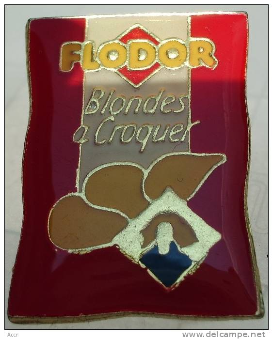 Lot 7 Pin's Mc Donald's  TOTAL  FLODOR  Choco Pops De Kellogg's - Lots