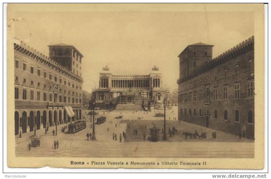 Roma. Piazza Venezia E Monumento A Vittorio Emanuele II. - Places
