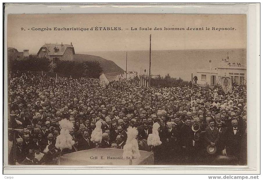 ETABLES-SUR-MER. - Congrès Eucharistique - La Foule... - Etables-sur-Mer