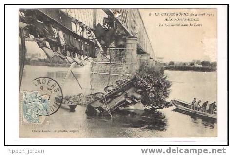 49 PONT-DE-CÉ * Catastrophe Du 4 Août 1907 * La Locomotive Dans La Loire * Très Belle CPA Animée - Les Ponts De Ce