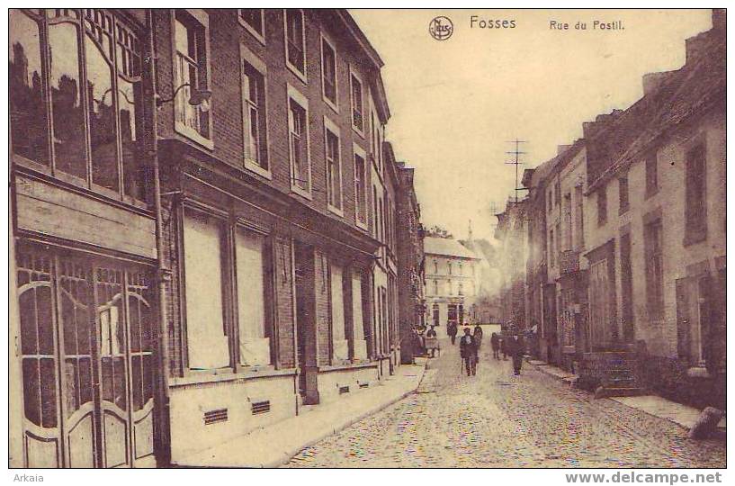 FOSSES = Rue Du Postil - Belle Carte Animée  (Nels) Vierge - Fosses-la-Ville