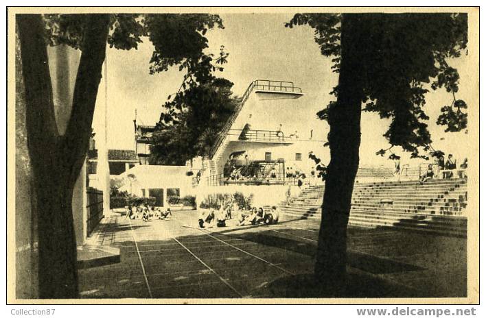 33 - GIRONDE - BORDEAUX - PISCINE MUNICIPALE - NATATION - LE SOLARIUM - Bordeaux