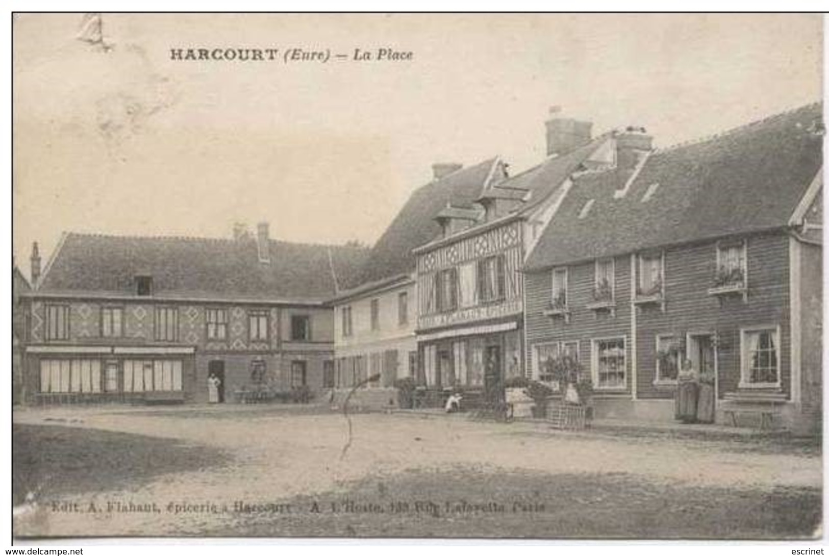 HARCOURT : La PLace   Cafe Epicerie Flahaut - Harcourt