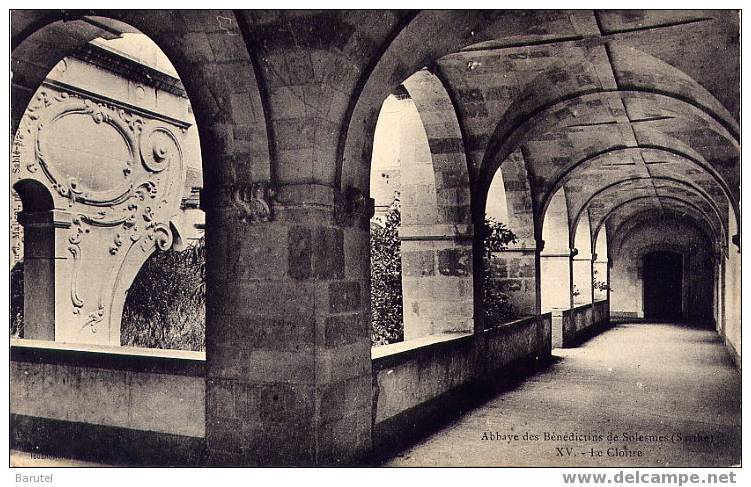 SOLESMES - Abbaye Des Bénédictins : Le Cloître - Solesmes