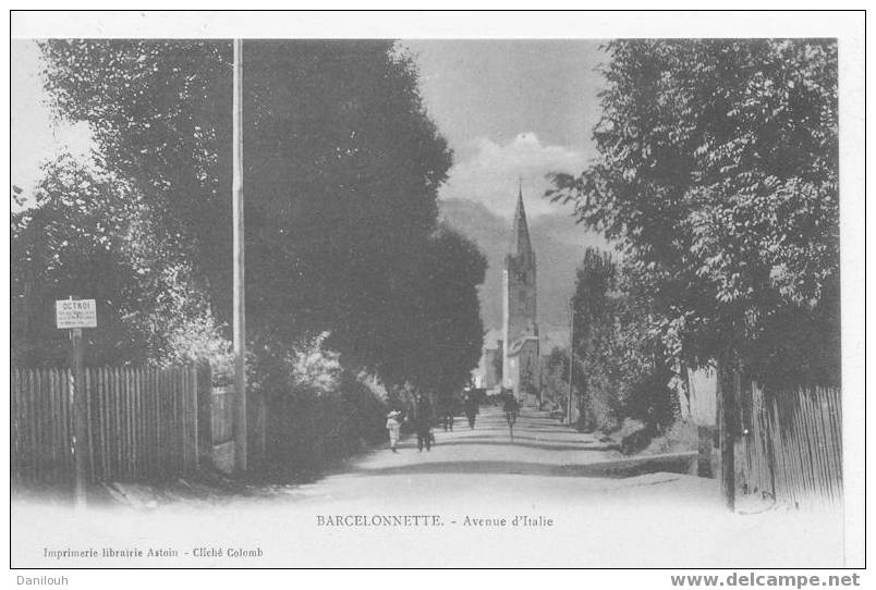 04 - BARCELONNETTE -Avenue D´Italie, Cliché Colomb Edition Astoin, ANIMEE - Barcelonnette