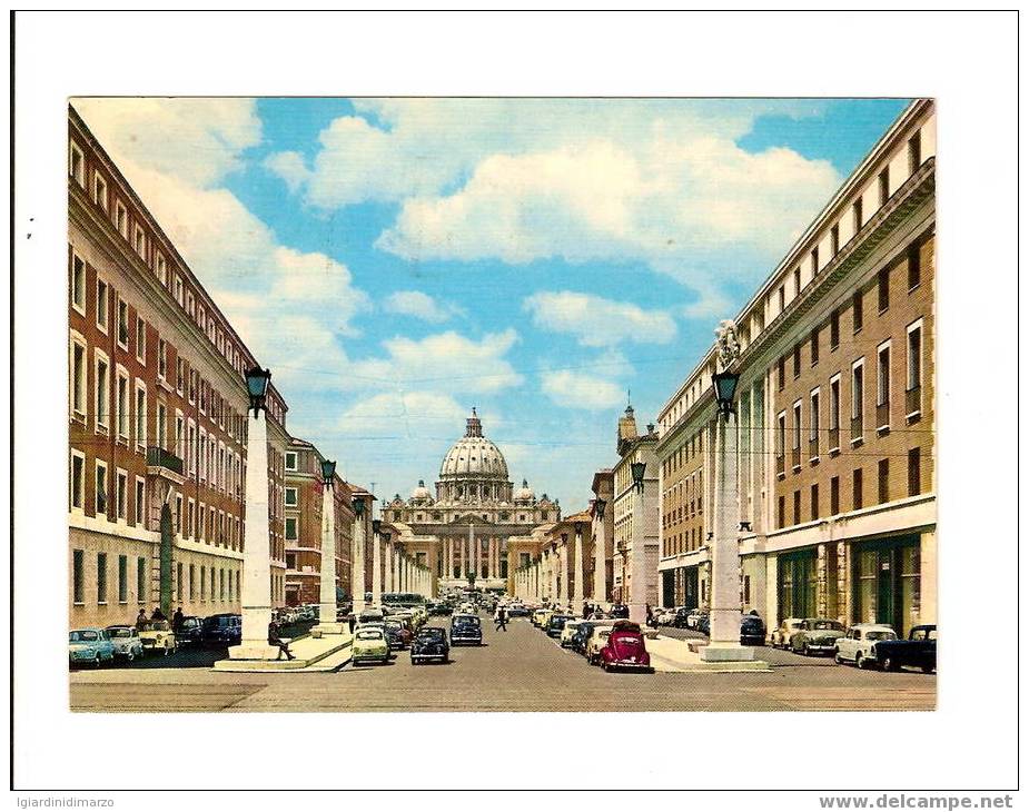 ROMA 1971 - Via Della Conciliazione E Basilica Di S.Pietro - Viaggiata - ANIMATA/AUTO - In  Buone Condizioni - DC0687. - Multi-vues, Vues Panoramiques