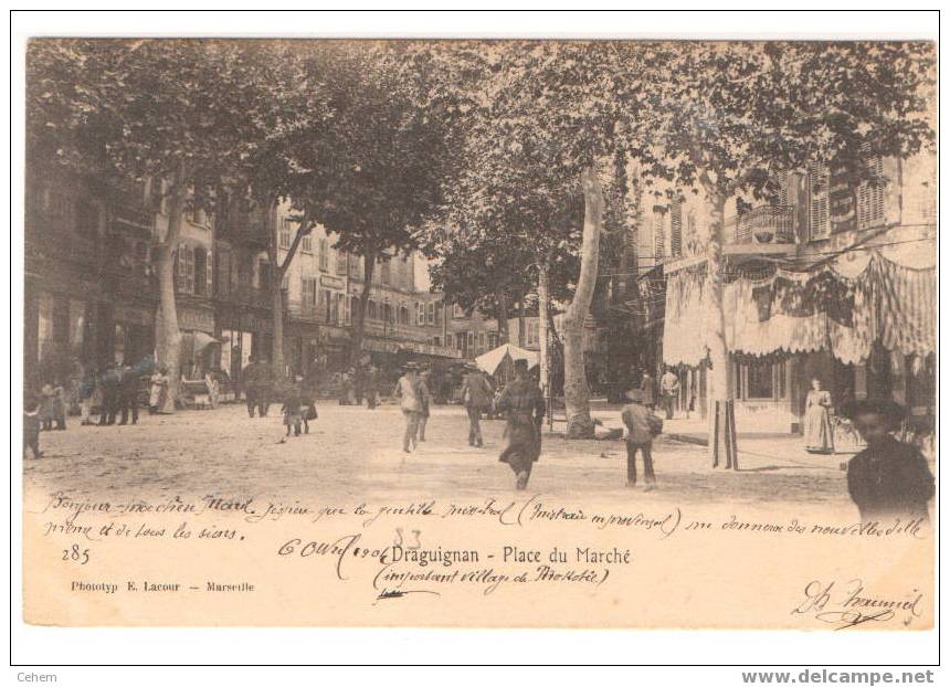 DRAGUIGNAN (83) VAR Place Du Marché Animée - Draguignan