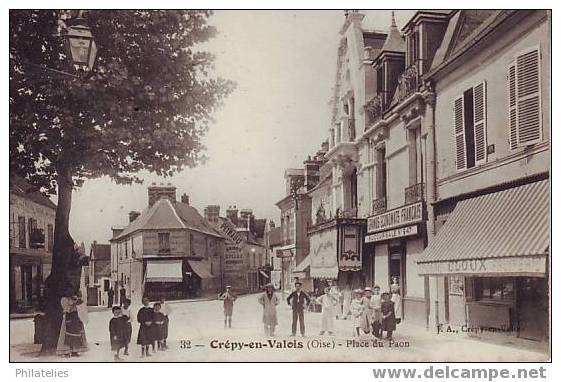 CREPY   PLACE DU PAON - Crepy En Valois