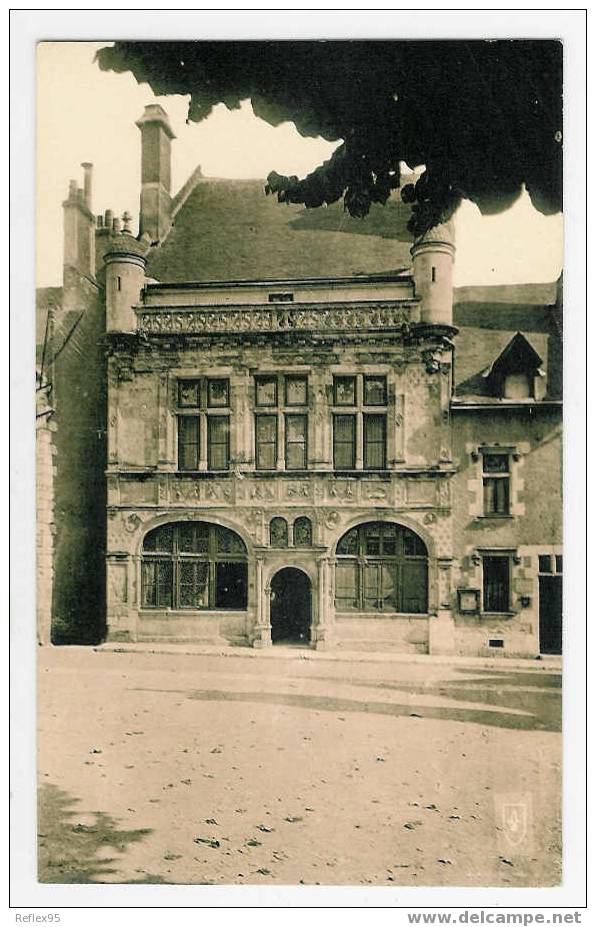 BEAUGENCY - Hôtel De Ville - Beaugency