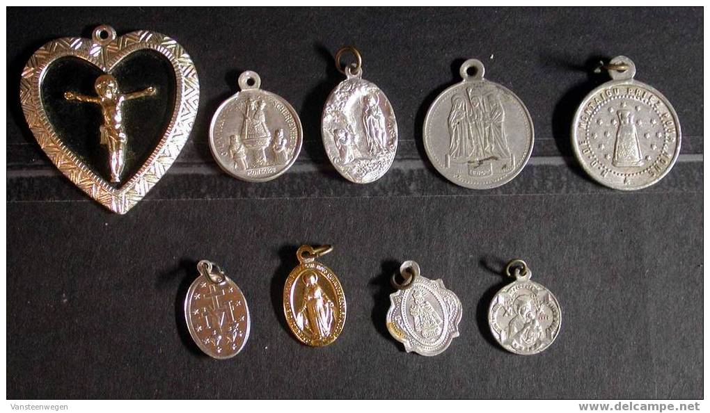 Médailles Religieuses (surtout Aluminium) - Religion &  Esoterik
