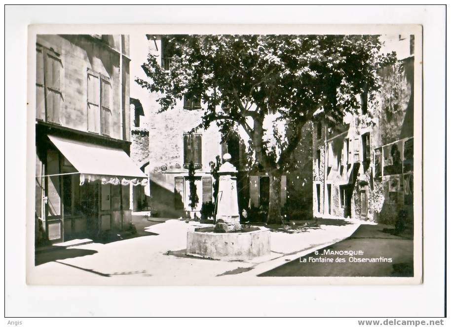 CPSM--04-----MANOSQUE----FONTAINE - Manosque