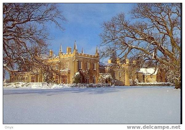 THE MANOR HOUSE ON THE WINTER SNOW / BERIC TEMPEST - Oxford