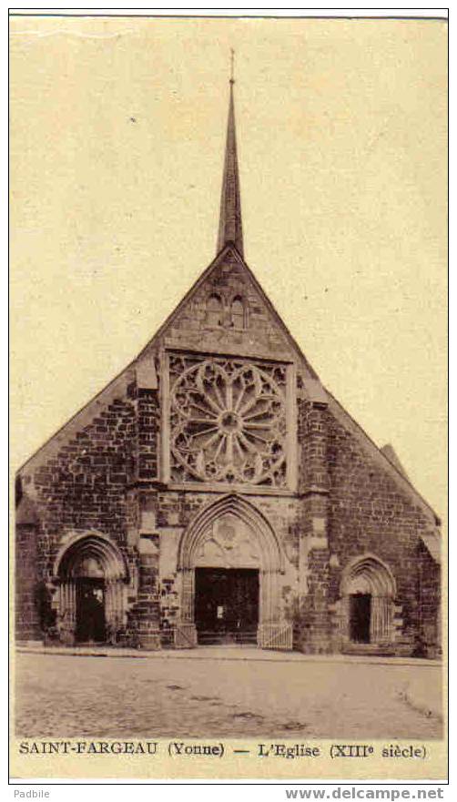 Carte Postale  89.  Saint-Fargeau  L'église - Saint Fargeau
