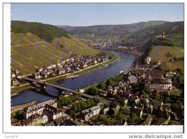 COCHEM -    Blick Vom Pinnerkreuz Auf  Cochem  -  La Moselle - Cochem