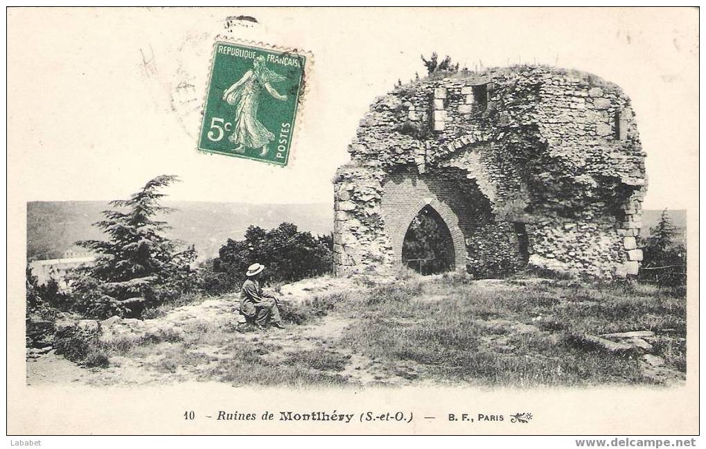 MONTLHERY  RUINES    N°10 - Montlhery