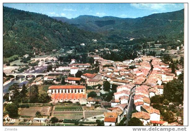 CARTE POSTALE DE ST-JEAN DU GARD - VUE GENERALE AERIENNE - Saint-Jean-du-Gard