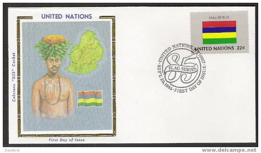 S606.-.U.N. / O.N.U - SILK COVER-  MAURITIUS  // ISLAS MAURICIO  FLAG- BEAUTIFUL COVER. - Enveloppes