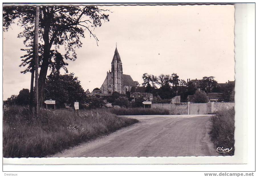 CPSM BREZOLLES , LE CARREFOUR DES 3 ROUTES ET L'EGLISE - Autres & Non Classés