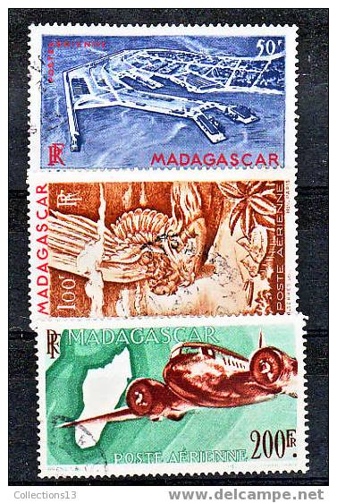 MADAGASCAR - PA63/64A Obli Cote 4,80 Euros Depart à 10% - Airmail