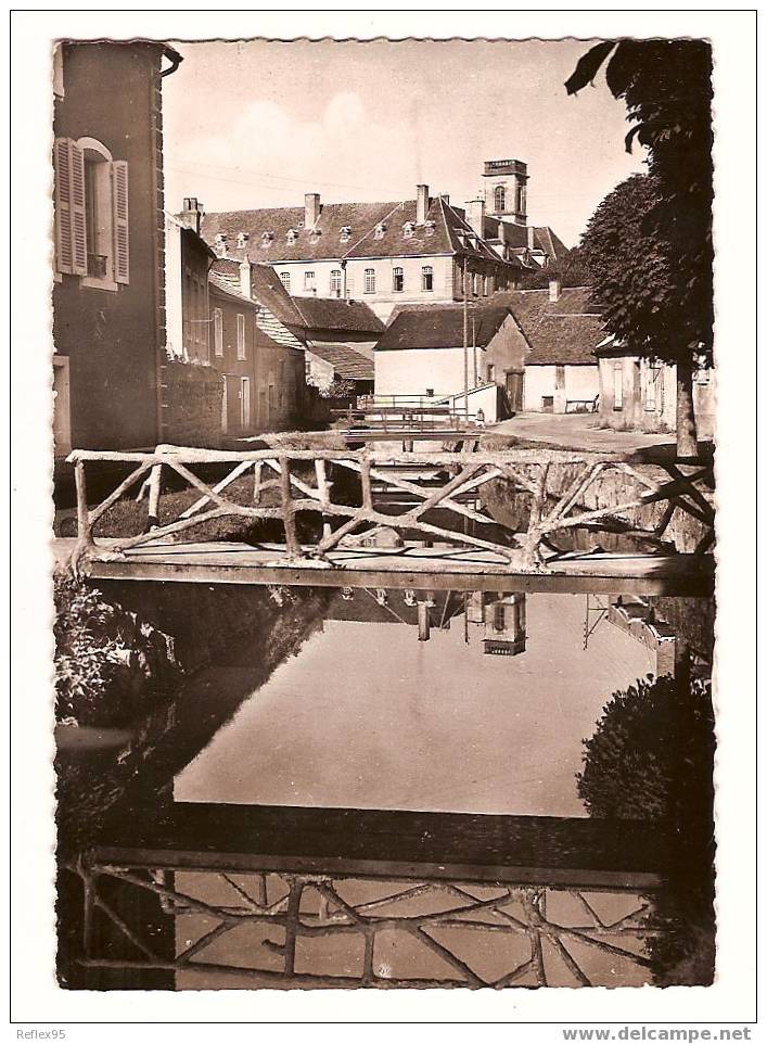 CORBIGNY - Les Bords De L'Anguison - Corbigny