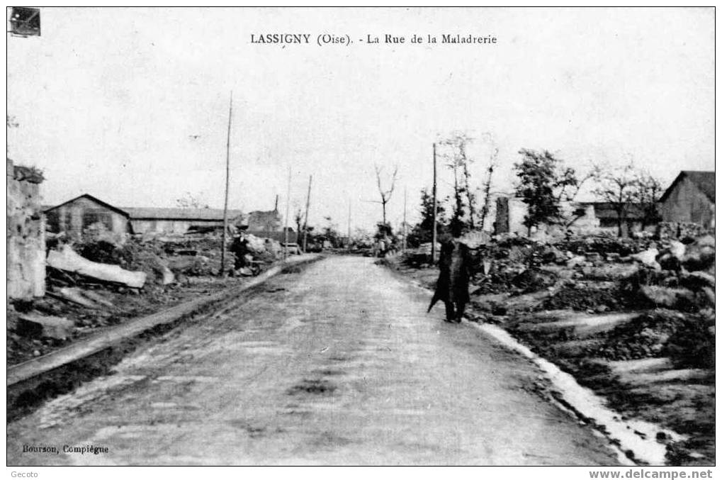 Lassigny ; La Rue De La Maladrerie - Lassigny