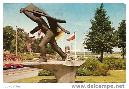 NIJMEGEN. MONUMENT JAN VAN HOOF. - Nijmegen