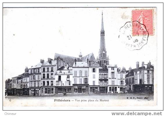 PITHIVIERS VUE PRISE PLACE DU MARTROI - Pithiviers