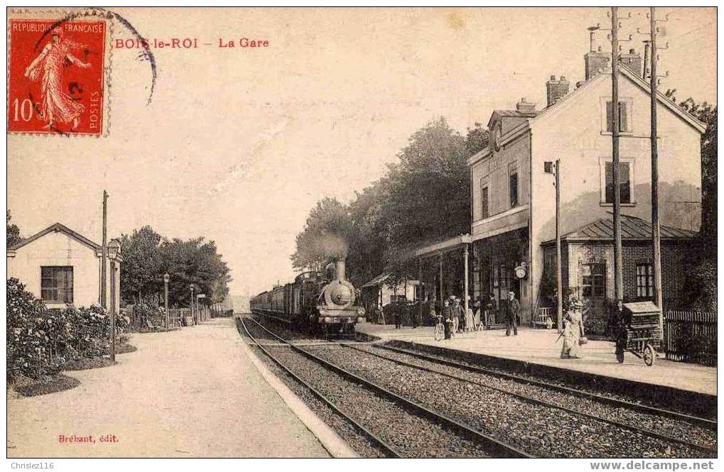 77 BOIS LE ROI La Gare  TOP - Bois Le Roi