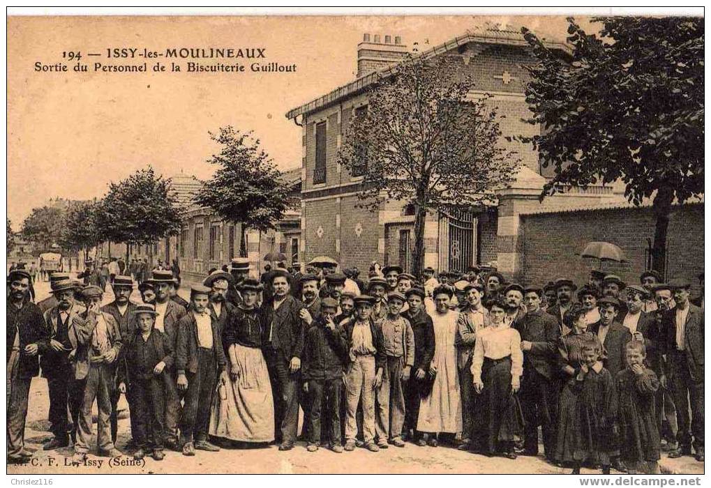 92 ISSY LES MOULINEAUX Sortie De La Biscuiterie Guillout  TOP - Issy Les Moulineaux