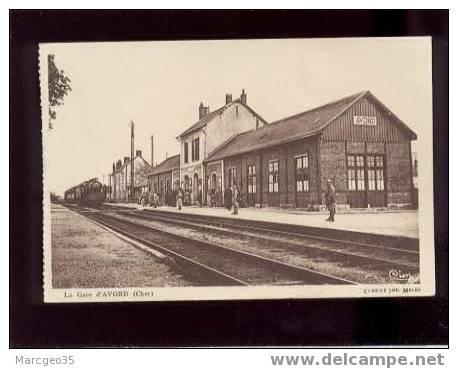 18283 La Gare D'avord édit.combier Train Chemin De Fer  Animée Belle Carte - Avord