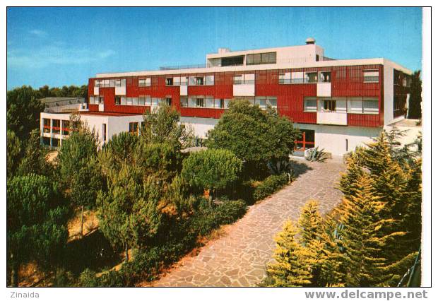 CARTE POSTALE DU VILLAGE VACANCES FAMILLES - LE PAVILLON CENTRAL - LE PRADET - Le Pradet