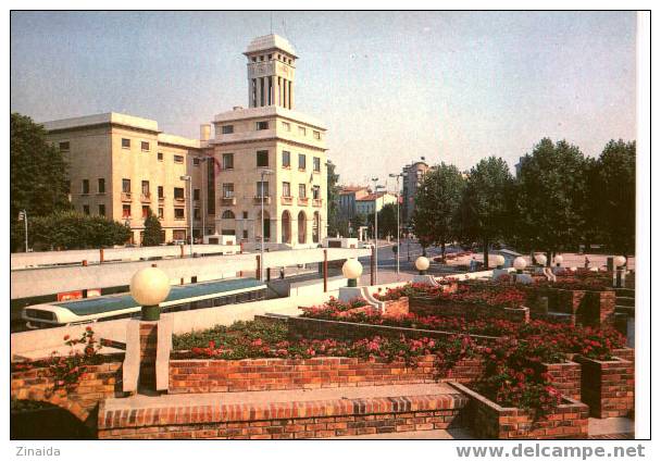 CARTE POSTALE DE MONTREUIL - HOTEL DE VILLE - Montreuil