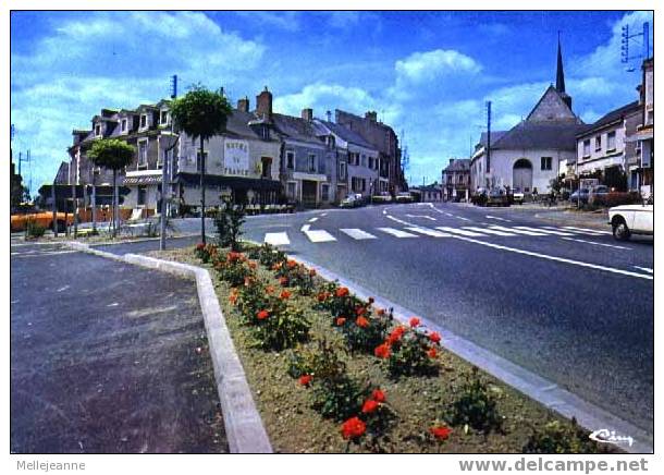 Cpsm Varades (44) Place De La Victoire ,Hôtel De France ... Ed Cim - Varades