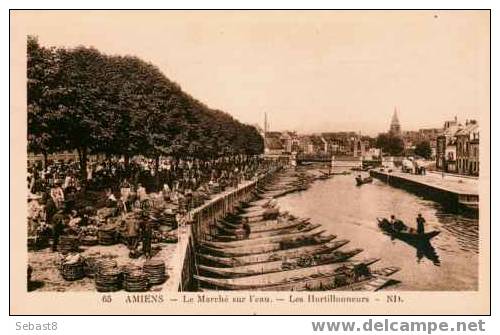 AMIENS LE MARCHE SUR L'EAU LES HORTILLONNEURS - Amiens