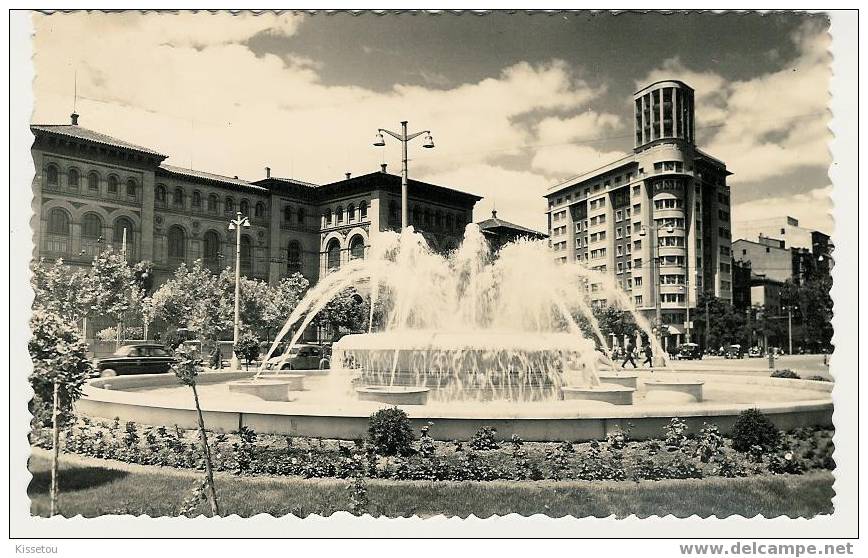 Plaza De Paraiso - Zaragoza