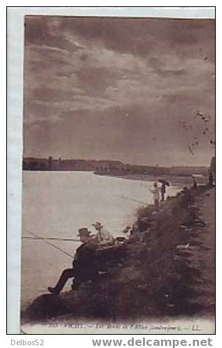105 - Vichy - Les Bords De L' Allier ( Contre-jour ) - Pecheurs - Fishing