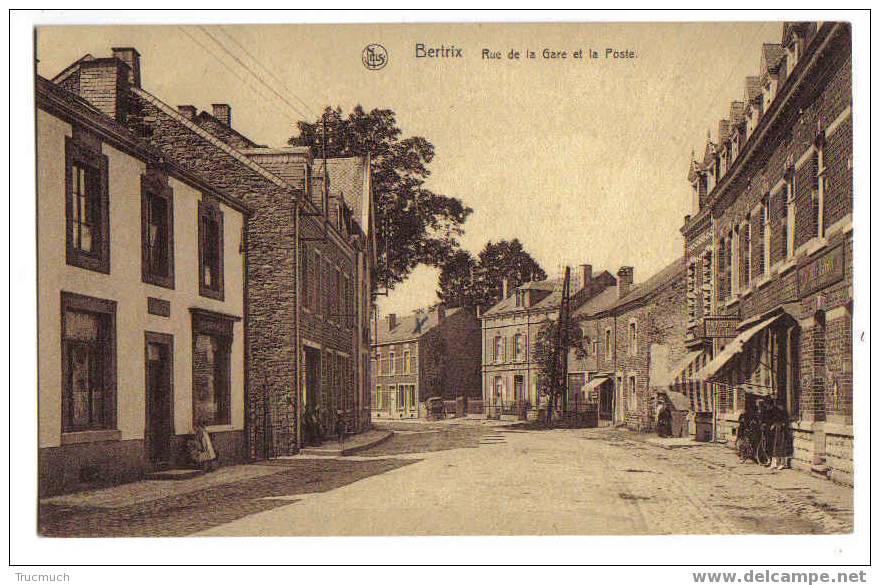 9859 - BERTRIX - Rue De La Gare Et La Poste - Bertrix