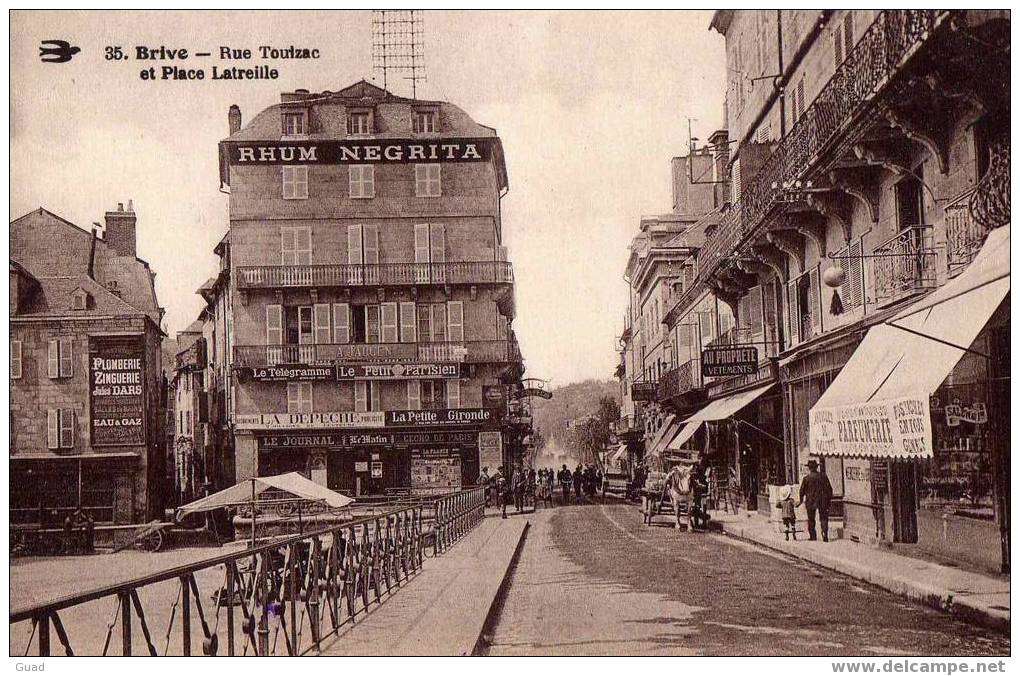 BRIVE - PLACE LATREILLE - PUB RHUM NEGRITA - Brive La Gaillarde