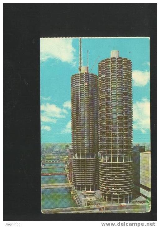 MARINA CITY Postcard USA - Chicago