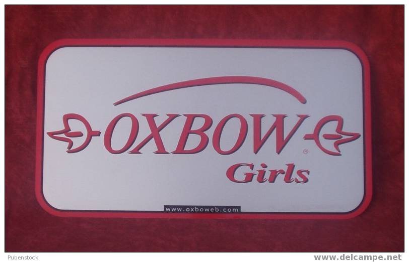 Plaque Métal "OXBOW" Girls. - Tin Signs (vanaf 1961)