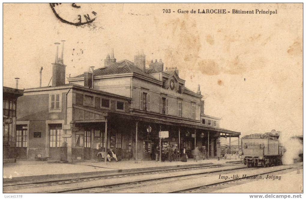 89 / GARE DE LAROCHE / BATIMENT PRINCIPAL / AVEC TRAIN / RARE + - Laroche Saint Cydroine