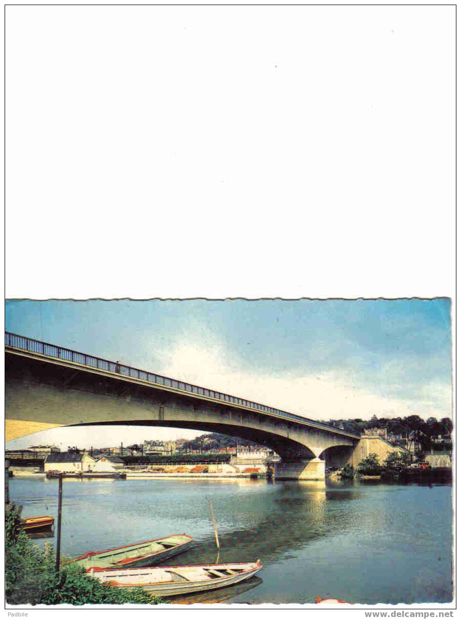 Carte Postale  94.  Villeneuve-Saint-Georges   Le Pont - Villeneuve Saint Georges