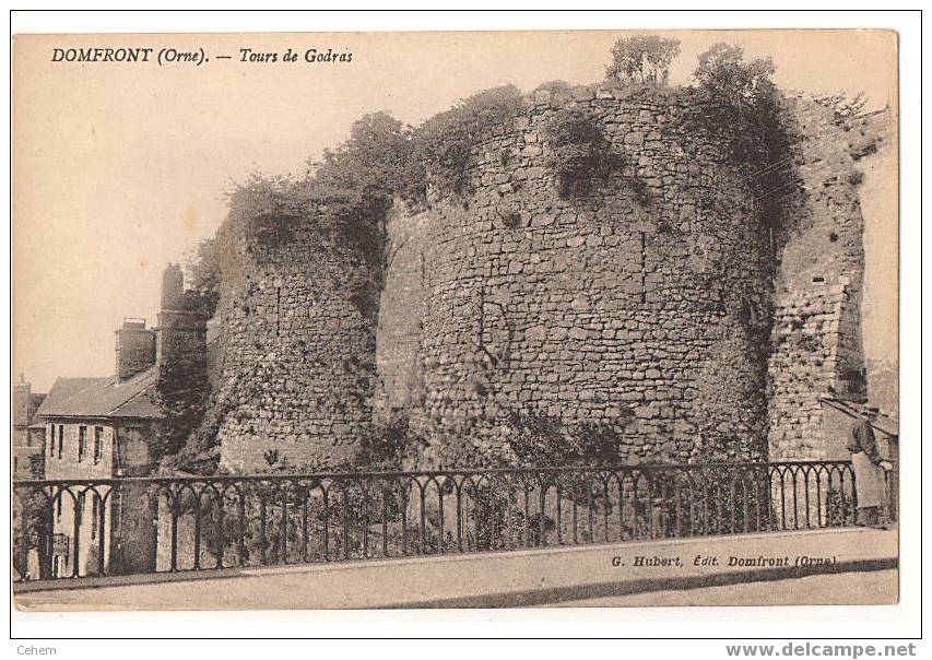 DOMFRONT (61) ORNE TOURS DE GODRAS - Domfront