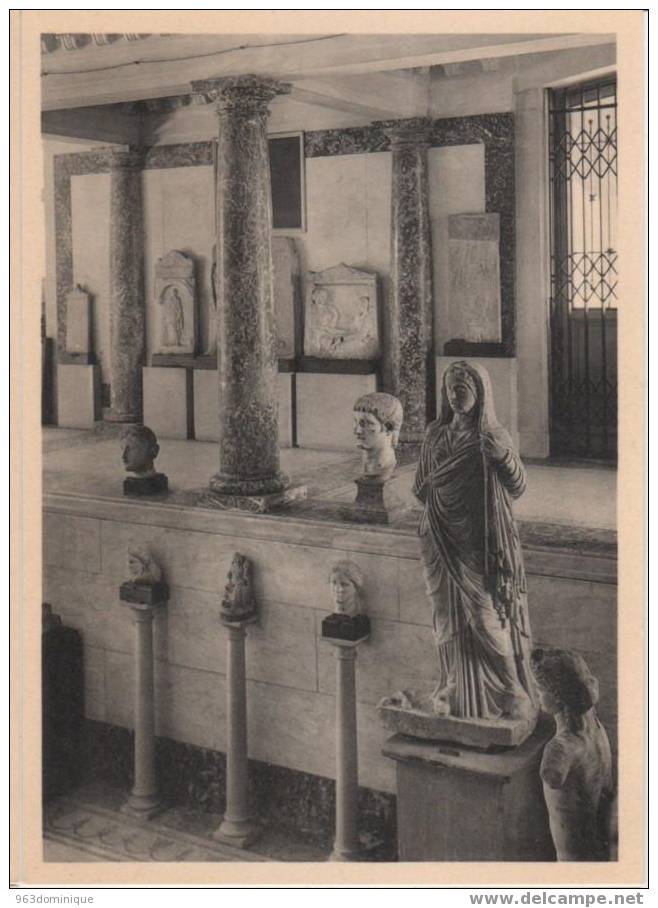 Château De Marimont 33 - Le Temple - Ou Salle Des Marbres Antiques  - Buste De Tibère Et Statue De Marciana - Morlanwelz