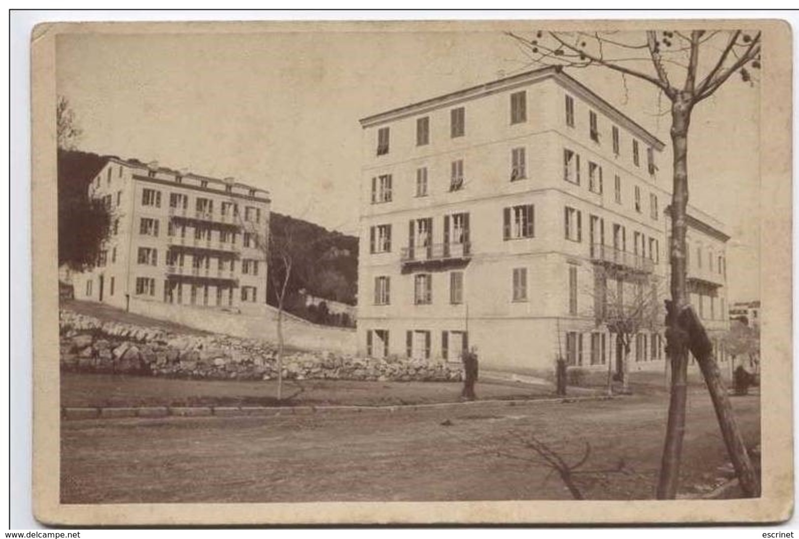 Carte Photo De  1875 - Nouveaux Batiments Collectifs....mais Ou ? - Altri & Non Classificati