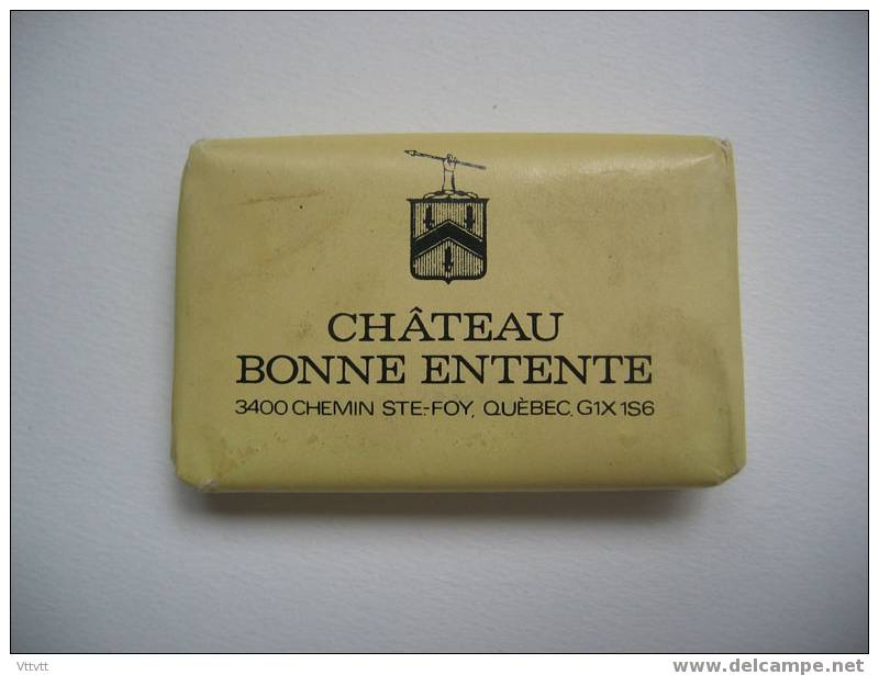 SAVON : Château Bonne Entente, 3400 Chemin Sainte-Foy, Québec, Restaurant Le Pailleur - Produits De Beauté